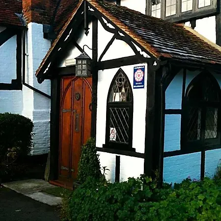 The Old Farmhouse-3